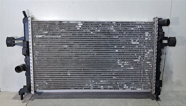Radiador Agua Gm Astra 1999 a 2012