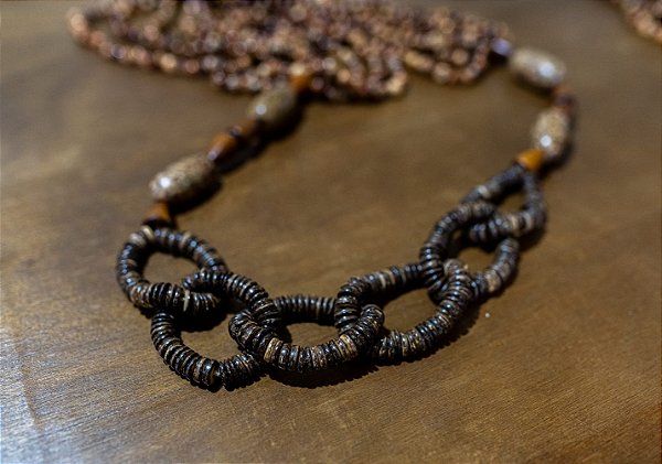 Colar de Mesa SEMENTE