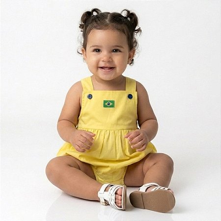 Macacão Bebê Amarelo Brasil Jardineira Menina Copa do Mundo 100% Algodão