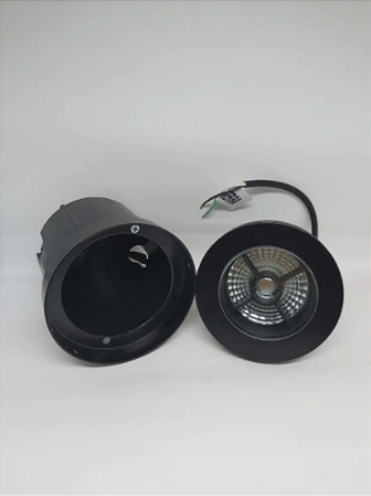 Embutido De Solo e Piso De Led 3649-ma-s-pm 8w 2700k 60º Preto Interlight Com Antiofuscante