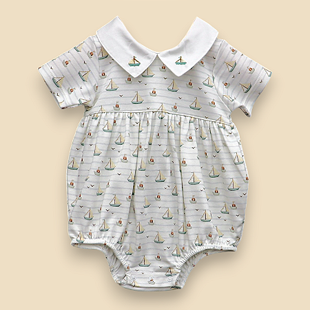 Macaquinho Body Barcos e Gaivotas - Gola Branca com Barco