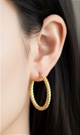 Brincos Argola Torcida Folheado Ouro 3,5cm 33212