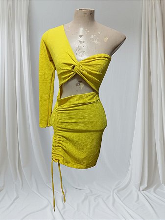 Vestido canelado de lado