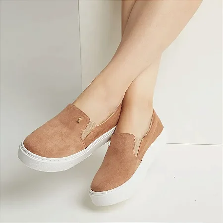 Tênis Slip On Suede