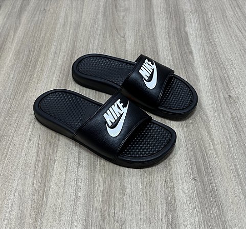 Chinelo Nike Slide Benassi