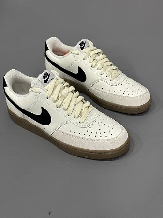 Tênis Nike Court Vision Low Bege + Preto