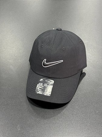 Boné Nike Club Swoosh preto