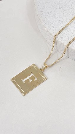 Colar Personalizado com Letra - Banho de Ouro 18k