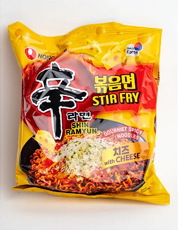 Shin Ramen Spicy Cheese