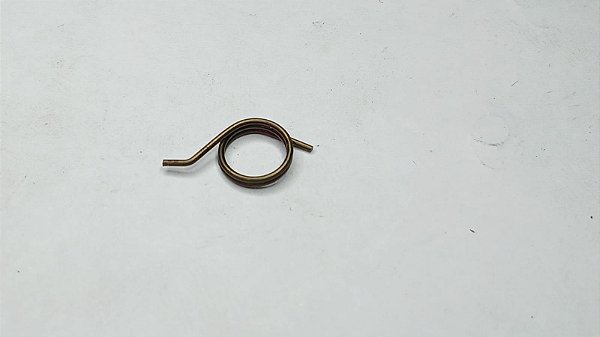Mola retém do ferrolho PTs 809 / 838 / 840 / 845