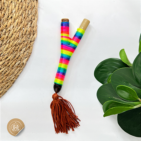 Kit Aplicador e Kuripe – Linhas Arco-Íris com Pingente Espírito Santo