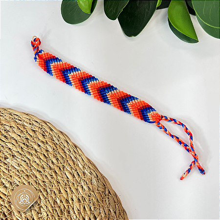 Pulseira Indígena de Linha: proteção, tradição e conexão viva com a sabedoria da floresta