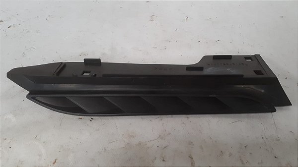 Acabamento do Capô Lado Direito Suzuki Grand Vitara 2.0 16V 2009 a 2015