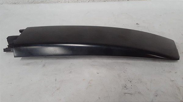 Acabamento Dianteiro Direito do Rack Suzuki Grand Vitara 2.0 16V