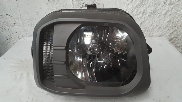 Farol Dianteiro Direito Suzuki Jimny 1.3 16V 2003 a 2015
