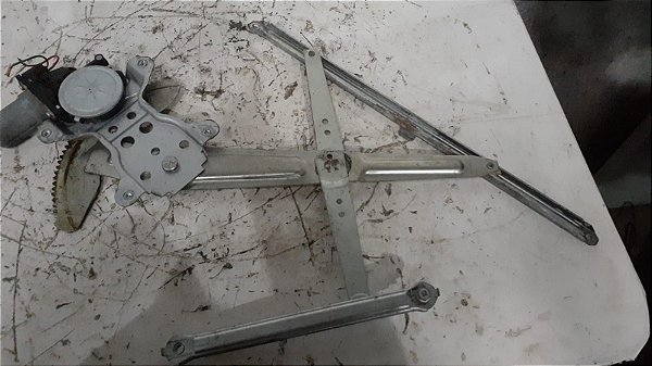 Máquina de Vidro Dianteira Esquerda Suzuki SX4 2.0 16V 2011