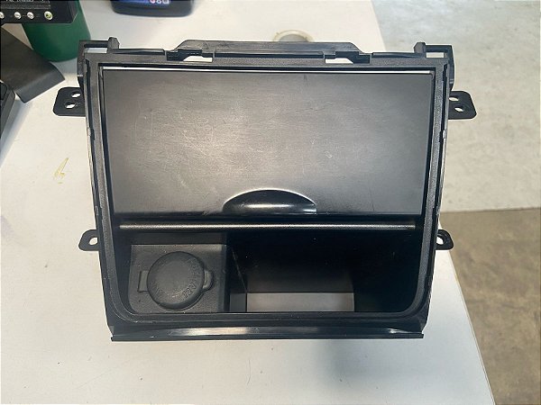 Porta Objetos Central Suzuki SX4 2.0 16V 2011