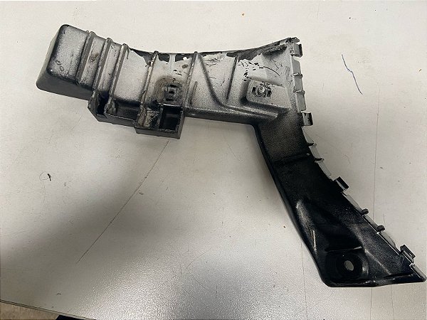Guia Para-choque Traseiro Esquerdo Suzuki SX4 2.0 16V 2011