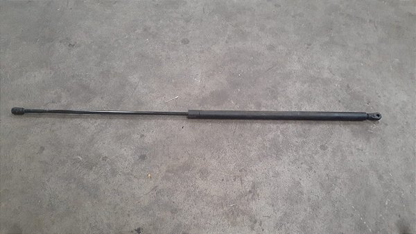 Amortecedor Capô Audi A6 2.8 24V – 1994/1995