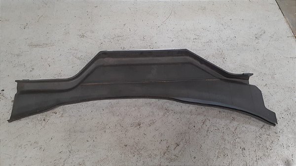 Acabamento Churrasqueira Audi A6 2.8 24V – 1994/1995