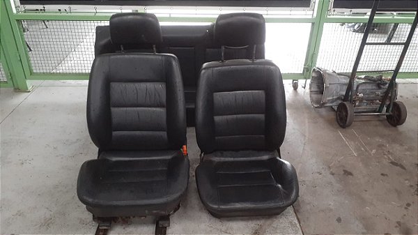 Jogo Bancos Audi A6 2.8 24V 1994/1995  EHO-1111 C/detalhe