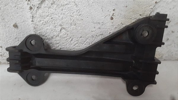 Suporte Parachoque Dianteiro LE Audi A6 2.8 24V 1994/1995 EHO-1111