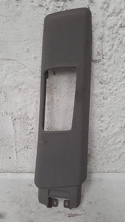 Acabamento Superior Coluna Central LD Audi A6 2.8 24V 1994/1995