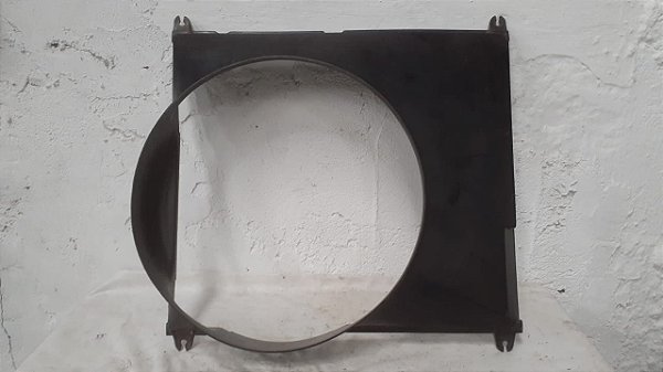 Defletor do Radiador Mitsubishi Pajero TR4 2.0 — 2005