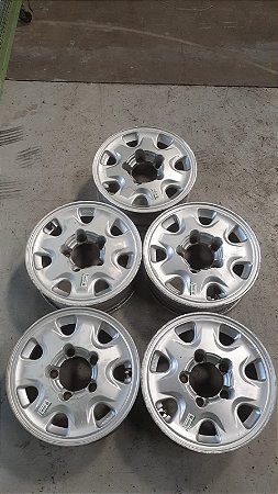 Jogo de Rodas 15 x 5,5 Suzuki Vitara 1.6 8V — 1994 a 1995