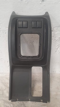 Moldura Console Central Tracker Grand Vita 2001-2008  KWR1C82