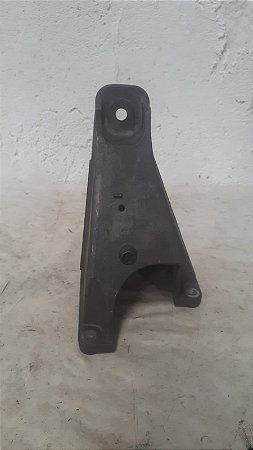 Suporte do Coxim do Motor Direito Tracker GV2 — 2001 a 2008