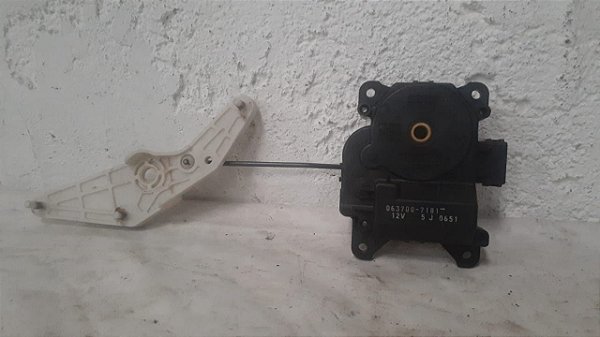 Atuador do Ar Condicionado Chevrolet Tracker GV2 2.0 — 2001 a 2008