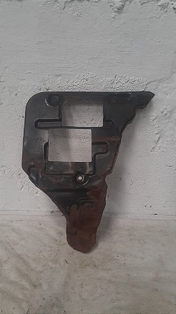 Suporte Lateral do Parachoque Traseiro Lado Direito Chevrolet Tracker 2.0 — 2007 a 2008