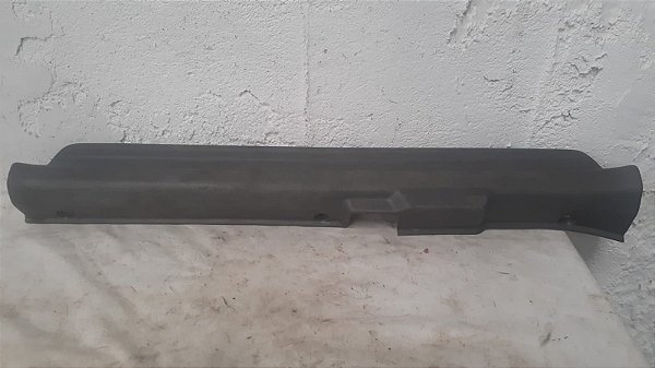 Soleira da Porta Dianteira Lado Direito Chevrolet Tracker GV2 — 2001 a 2008