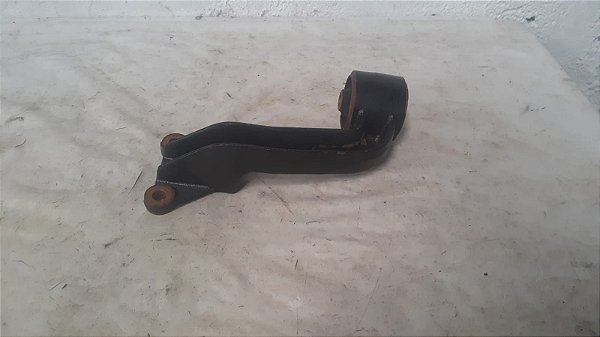 Suporte do Diferencial do Eixo Dianteiro Lado Esquerdo Chevrolet Tracker 2.0 — 2007 a 2008