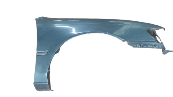 Paralama Dianteiro Direito Toyota Corolla 1.6 – 1994 a 1995 (Com Detalhe)