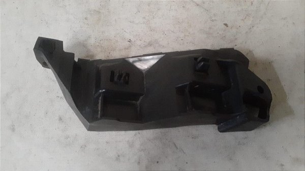 Guia do Parachoque Dianteiro Esquerdo Suzuki SX4 2009 a 2015 (Com Detalhe)