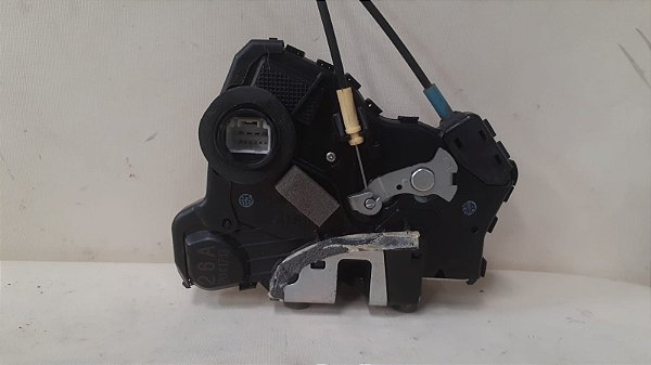 Trava da Porta Dianteira Lado Esquerdo Suzuki Grand Vitara 2012