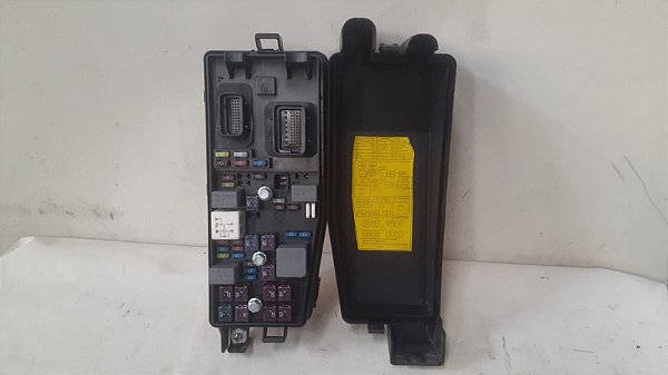 Caixa Fusível Motor Kia Carnival 3.5 24V 2012