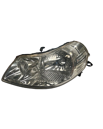 Farol Esquerdo C/ Detalhe Suzuki SX4 2.0 16V 2013