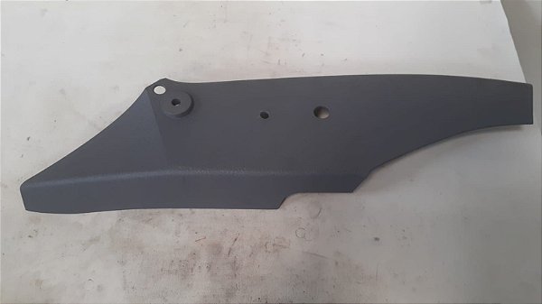Moldura Banco Traseira Esquerda Renault Megane 2001