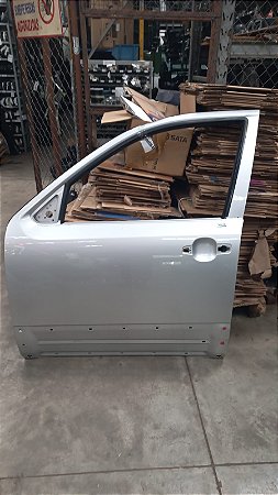 Porta Dianteira Esquerda Kia Mohave 3.8 24V 2009-2010 (Detalhe)