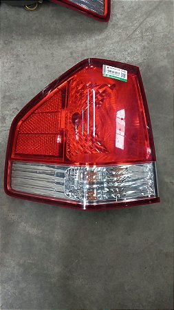 Lanterna Traseira Esquerda Kia Mohave 3.8 V6 24V 2009-2010