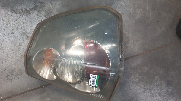 Lanterna Traseira Direita Mitsubishi Pajero TR4 2.0 16V 2010-2015 C/ Detalhe