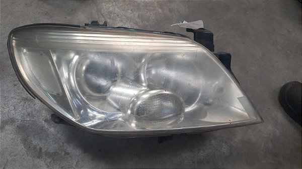 Farol Direito Mitsubishi Pajero TR4 2.0 16V 2003-2015 C/ Detalhes
