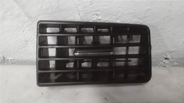 Difusor de Ar Central Esquerdo Suzuki Jimny 1.3 16V 2003–2015