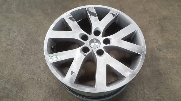 Roda Pajero TR4 2.0 16v 2006 Aro 17"x7" Furação 5x114,3mm (Diamantada)