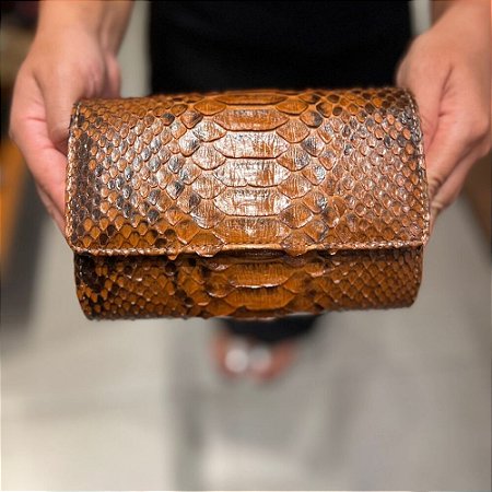Bolsa Python Clutch Caramelo