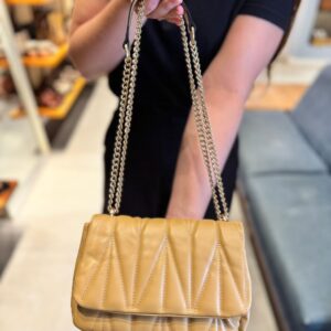 Bolsa Matelassê Tampa Amarula