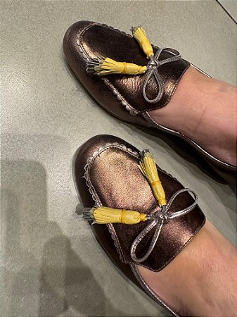 Mocassim Prata com Barbicacho Colorido